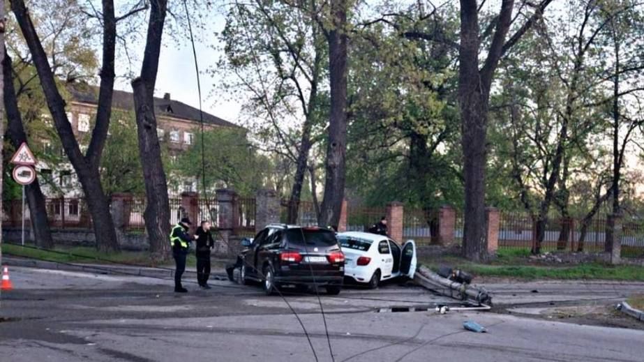 ДТП обмежила рух в одному з районів Запоріжжя &ndash; деталі