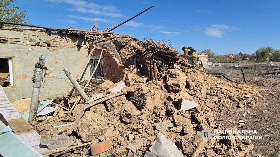 Российские КАБы убили гражданского, а БпЛА ранил двоих полицейских под Запорожьем