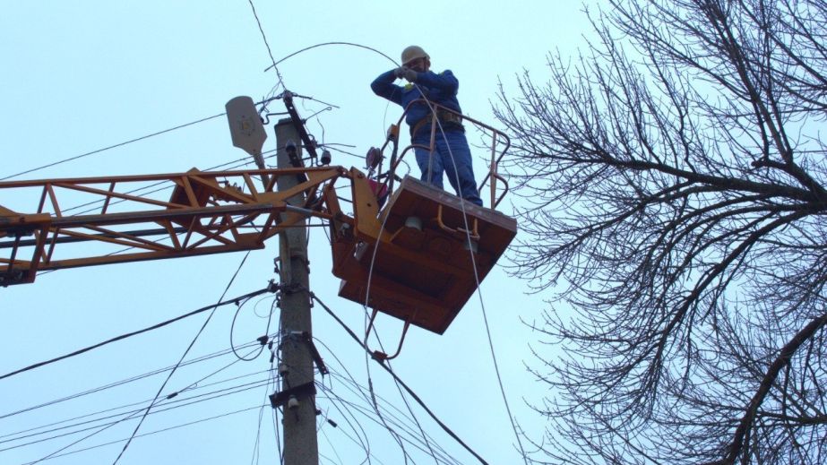 Массовые обесточивания накрыли Запорожье и область после непогоды