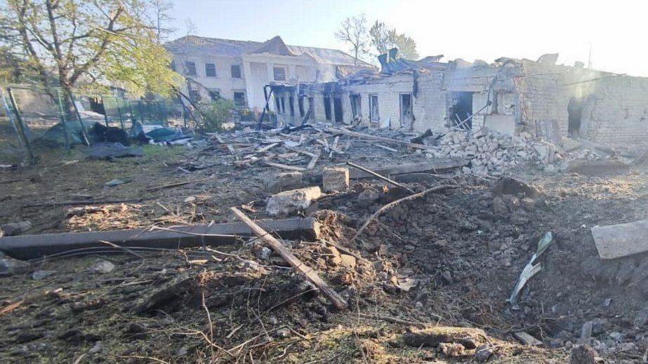 Били КАБами и БпЛА: россияне ранили двоих людей под Запорожьем
