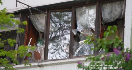 Пошкоджені будинки, АЗС та постраждалі: серія вибухів сталася в Запоріжжі