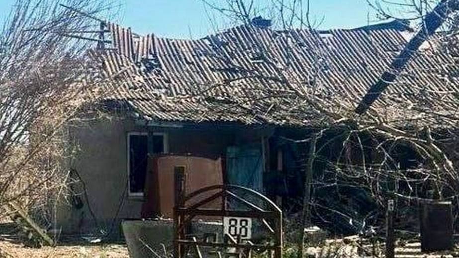 Две жертвы и 12 пострадавших: РФ атаковала 50 городов и сел на Запорожье