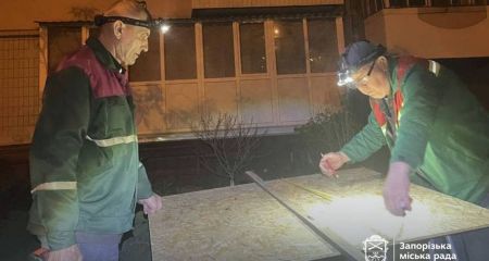 Атака на Запоріжжя: пошкоджені багатоповерхівки в спальному районі
