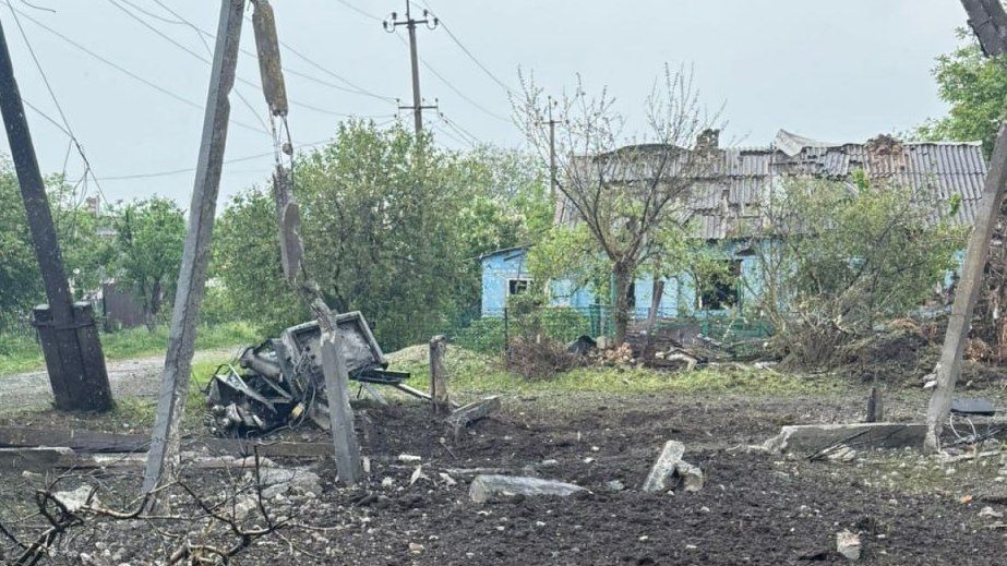 Враг бил КАБами и БпЛА: последствия атак РФ показали в полиции Запорожья