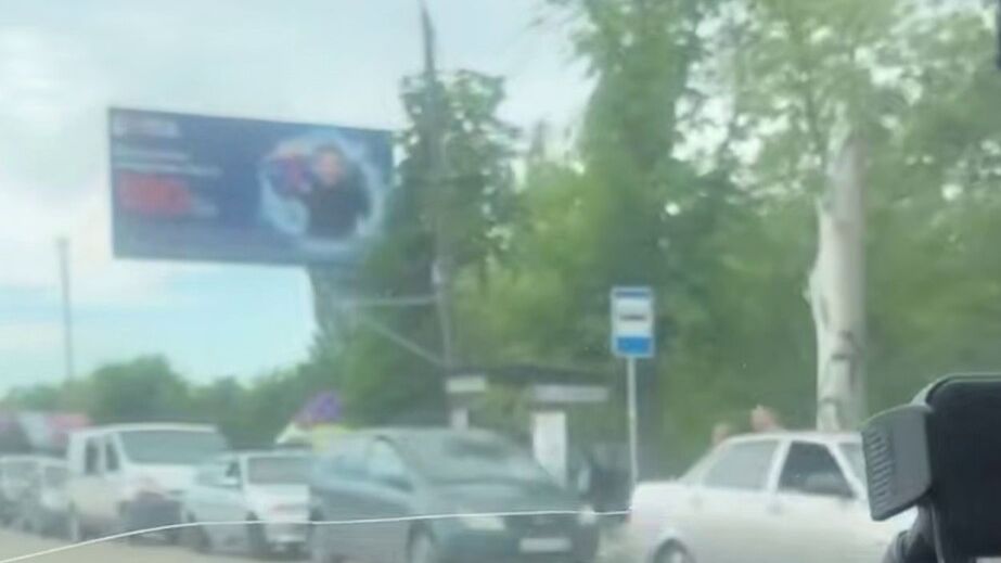 На оккупированном Приазовье фиксируют дефицит горючего и перебои со светом (видео)