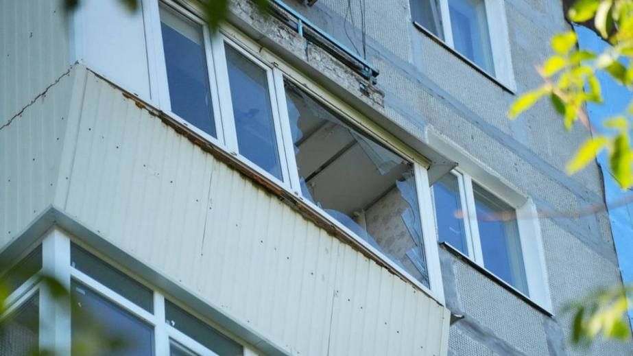 Ночной удар по Запорожью: повреждены дома в спальном районе