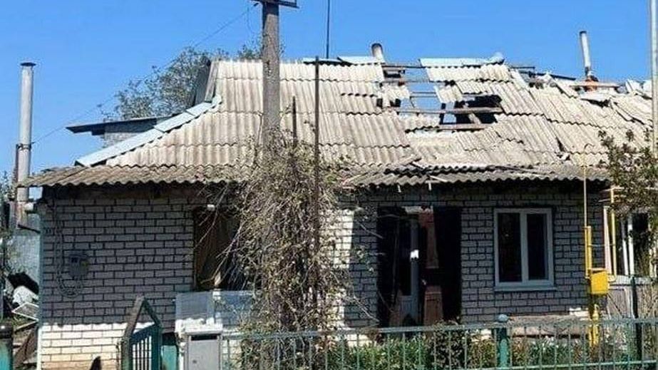 Жертви та п'ятеро поранених: росіяни обстріляли 55 громад на Запоріжжі