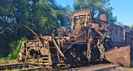 Помічник машиніста загинув через удар по локомотиву в Запоріжжі