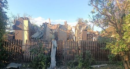 Били КАБами и БпЛА: последствия вражеских атак показали в полиции Запорожья