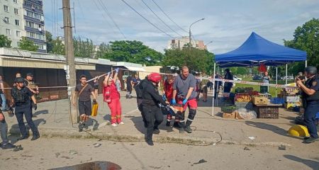 Удар по зупинці в Запоріжжі: кількість постраждалих знову збільшилася