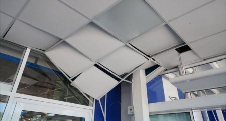Удар по ТЦ в Запоріжжі: в ОВА показали наслідки атаки