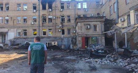 Экологи показали поврежденный центр Запорожья после атаки