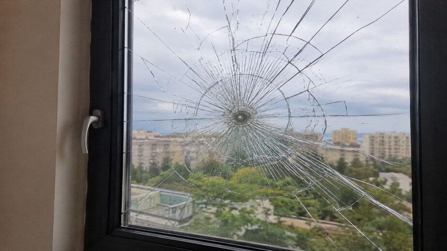 Бронепленкой защитят окна больниц в Запорожье – подробности