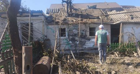 Разбитый частный сектор в Запорожье: экологи показали место удара