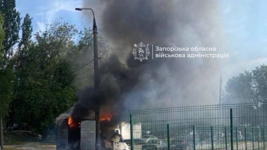 Еще один удар по транспорту: дрон атаковал автомобиль в Запорожье