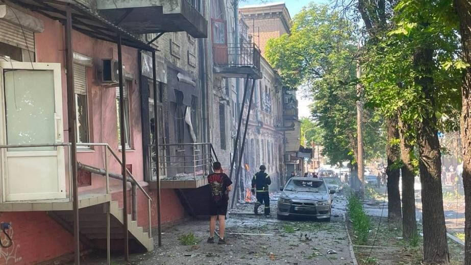 Россияне ударили по Запорожью: есть повреждения и пострадавшие