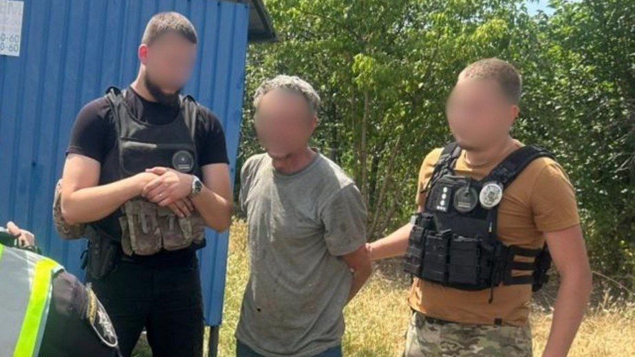 Продавав РПГ і гранати: торговця зброєю затримали у Вільнянську на Запоріжжі
