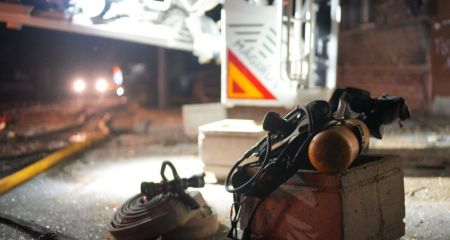 Росіяни вдарили по підприємству на Запоріжжі: постраждав чоловік