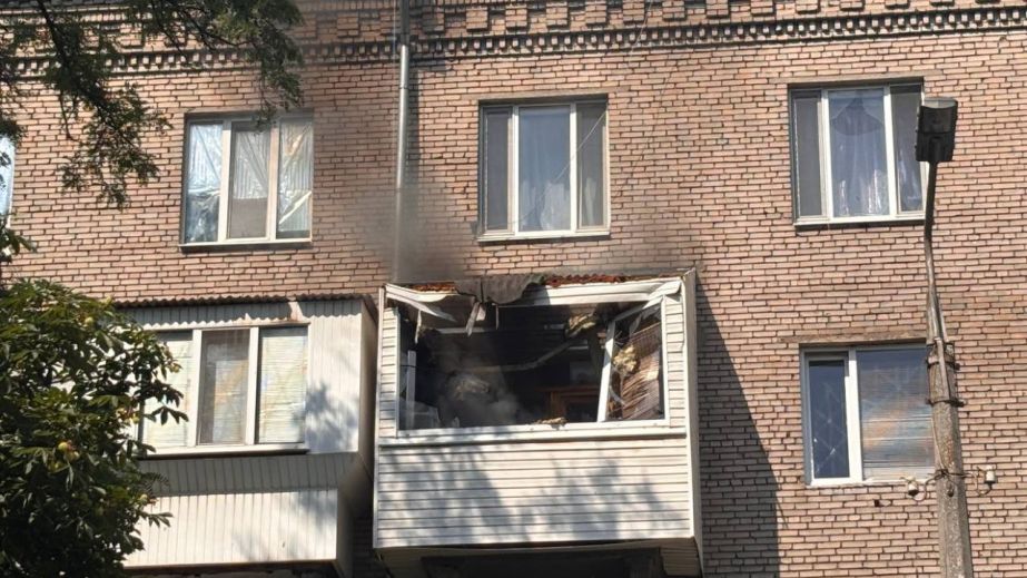 Дроновые удары россиян повредили 17 домов в Запорожье
