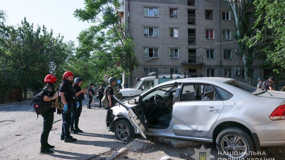 344 сообщения о разрушениях за сутки получили полицейские в Запорожье