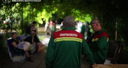Четыре многоэтажки повреждены из-за атаки РФ в Запорожье