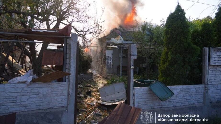 Россияне ударили КАБами по Запорожью: ЗОВА показала первые кадры