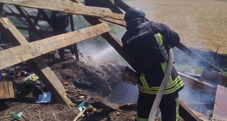 Медзаклад палав на Запоріжжі через удар РФ: людей діставали з-під завалів