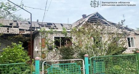 Росіяни вбили людину та поранили 12 жителів Запорізької області
