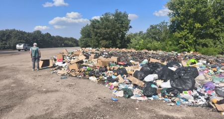 Екологи показали масштабне сміттєзвалище в Запорізькому районі