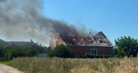 Били БпЛА по гражданских: в полиции показали последствия атак на Запорожье