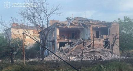 Жертва и 37 раненых: РФ более 1000 раз атаковала громады Запорожья