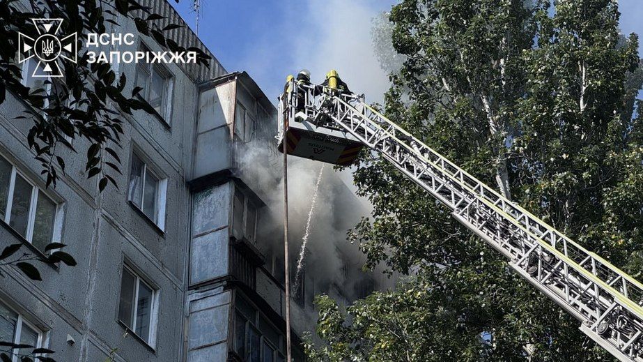 Балконы горели в многоэтажке в Запорожье