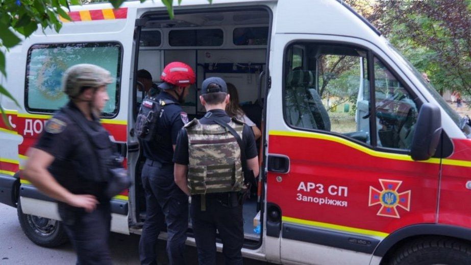 Удар по багатоповерхівці в Запоріжжі: зросла кількість постраждалих