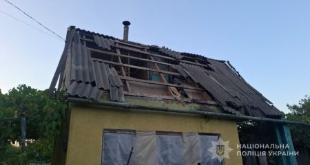 Поранені 2 чоловіків &ndash; поліція уточнила наслідки атак на Запоріжжі