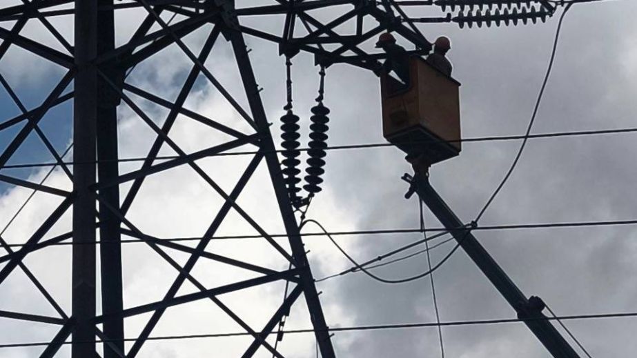 После авиаудара 7,5 тыс. потребителей в Запорожье остались без света