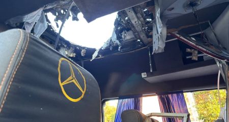 Россияне ударили по маршрутке и автомобилю в Запорожье &ndash; последствия