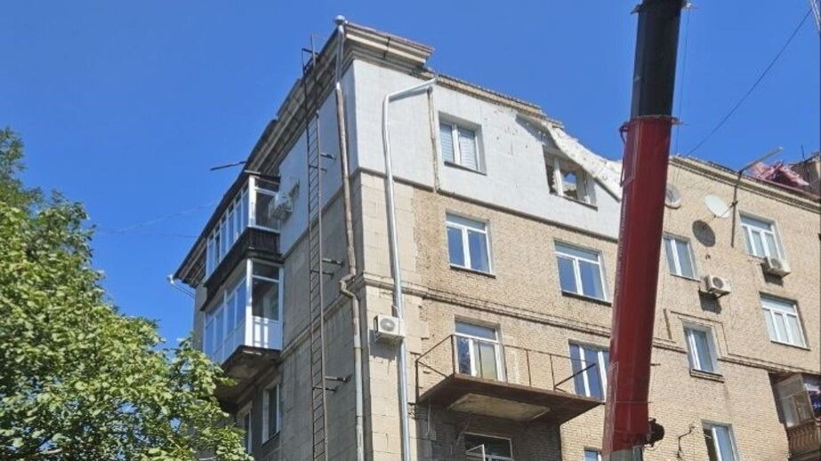 225 кв.м земель засмітили в одному з районів Запоріжжя російські атаки