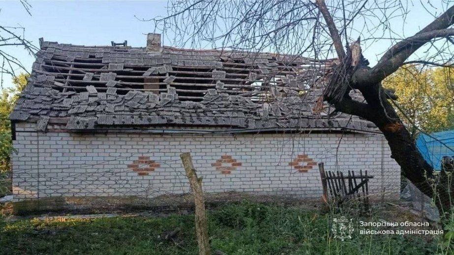 Трое раненых: россияне обстреляли Запорожье и район