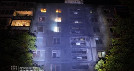 Нічна атака РФ пошкодила багатоповерхівки в Запоріжжі &ndash; який район