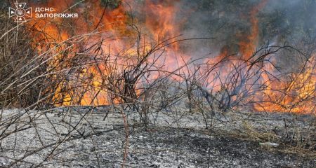 86-річний чоловік травмувався під час пожежі в Запоріжжі