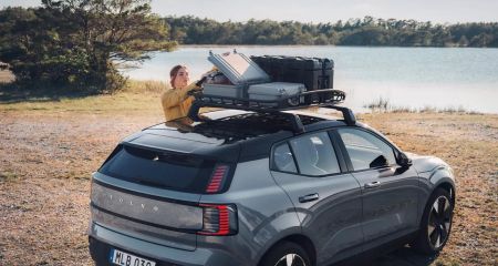 Volvo EX30 чи EX30 Cross Country: у чому різниця між двома електричними кросоверами?