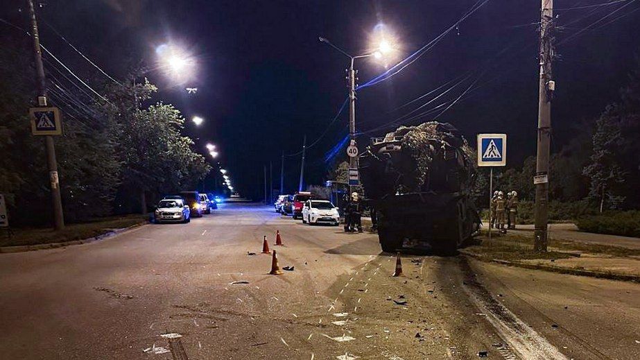 Смертельное ДТП в Запорожье: легковушка влетела в грузовик
