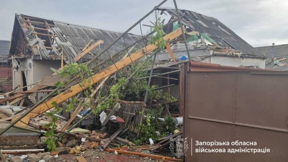 В Запорожье восстановят 11 домов после российских атак