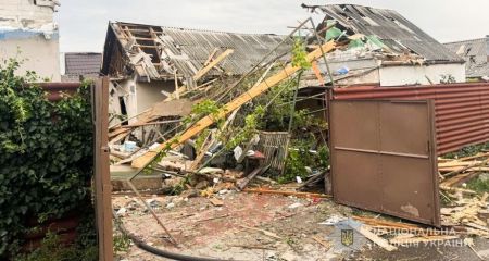 Запорожье и район под ударами: полиция насчитала 932 атаки за сутки