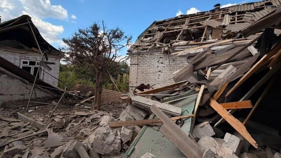 На Запорожье россияне убили двоих и ранили 11 гражданских