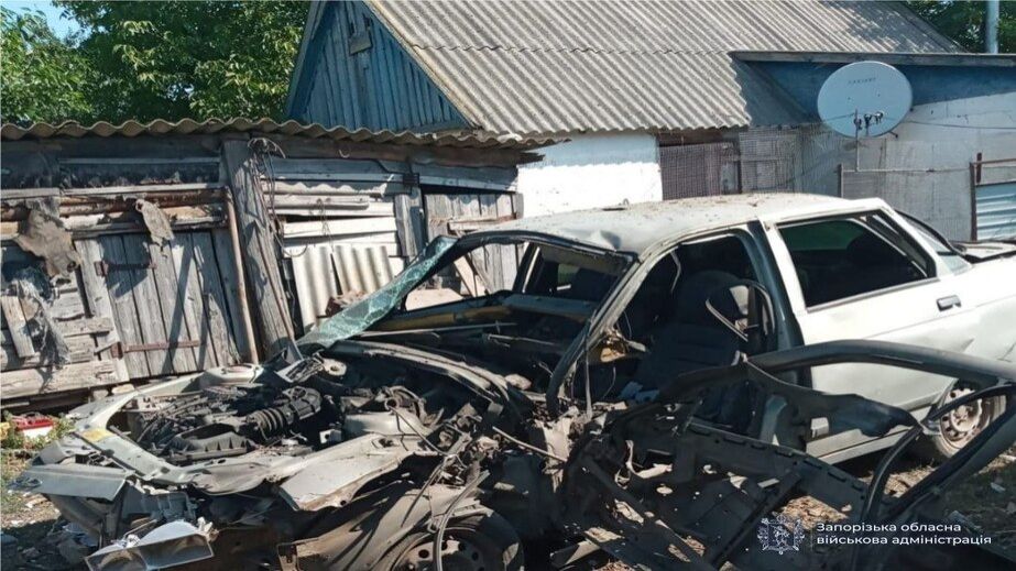 Шесть человек ранены из-за атак РФ на Запорожье и район