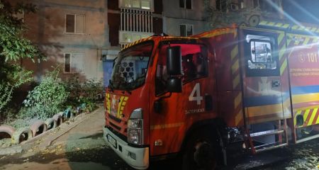 П&rsquo;ятьох людей врятували з палаючої багатоповерхівки в Запоріжжі &ndash; деталі