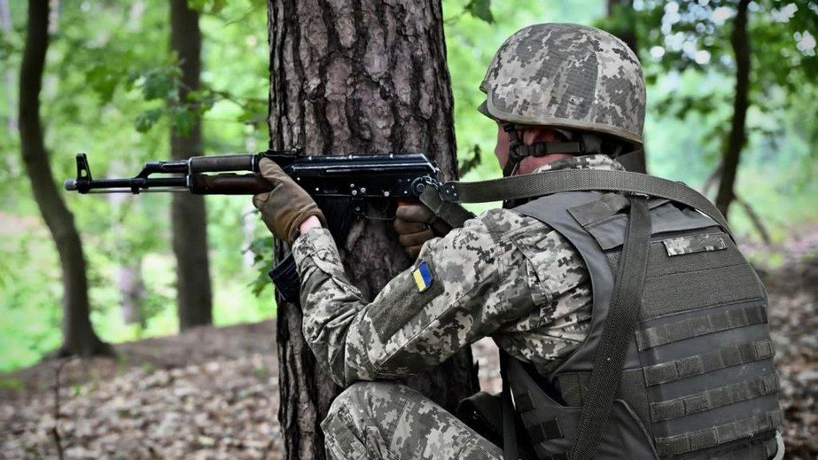 Ворог 10 разів намагався просунутися на Запоріжжі: де саме