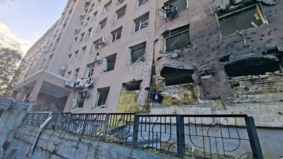 Як воєнний злочин розслідують дронову атаку на медцентр у Запоріжжі