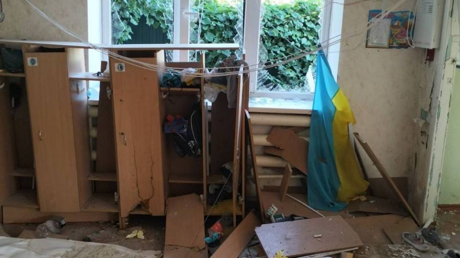 Два учебных заведения повредили российские дроны под Запорожьем